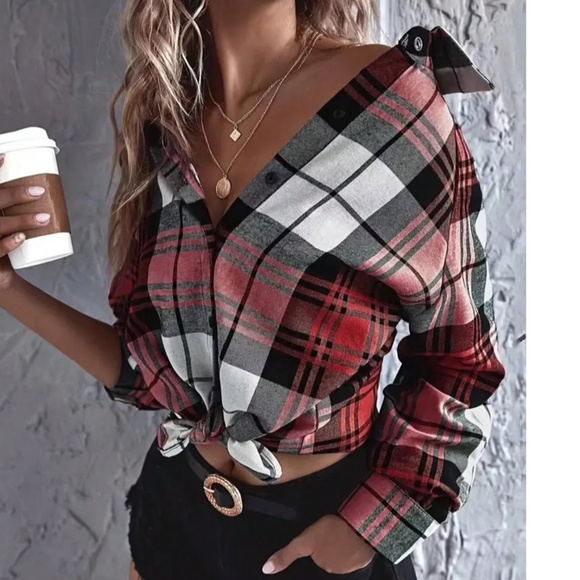 Classic Plaid Button Down Loose Fit Top - Picture 7 of 7